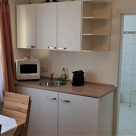 Gaestehaus Casa Cristina Konukevi 3*