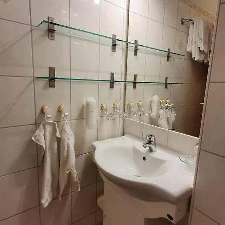 Gaestehaus Casa Cristina Konukevi 3*