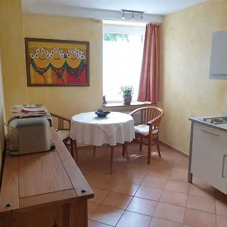 Gaestehaus Casa Cristina Konukevi