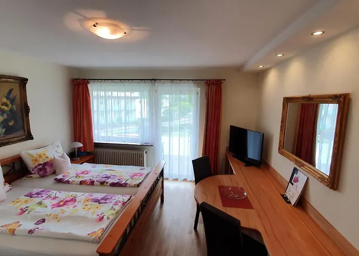 Gaestehaus Casa Cristina 3* バート・クロツィンゲン