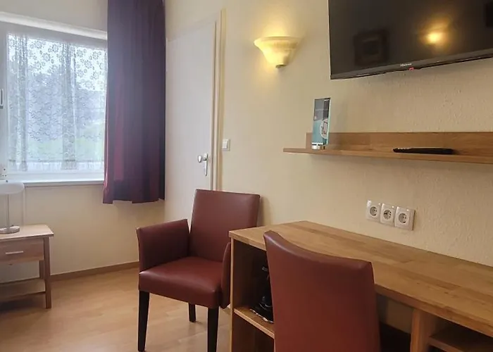 Gaestehaus Casa Cristina 3*